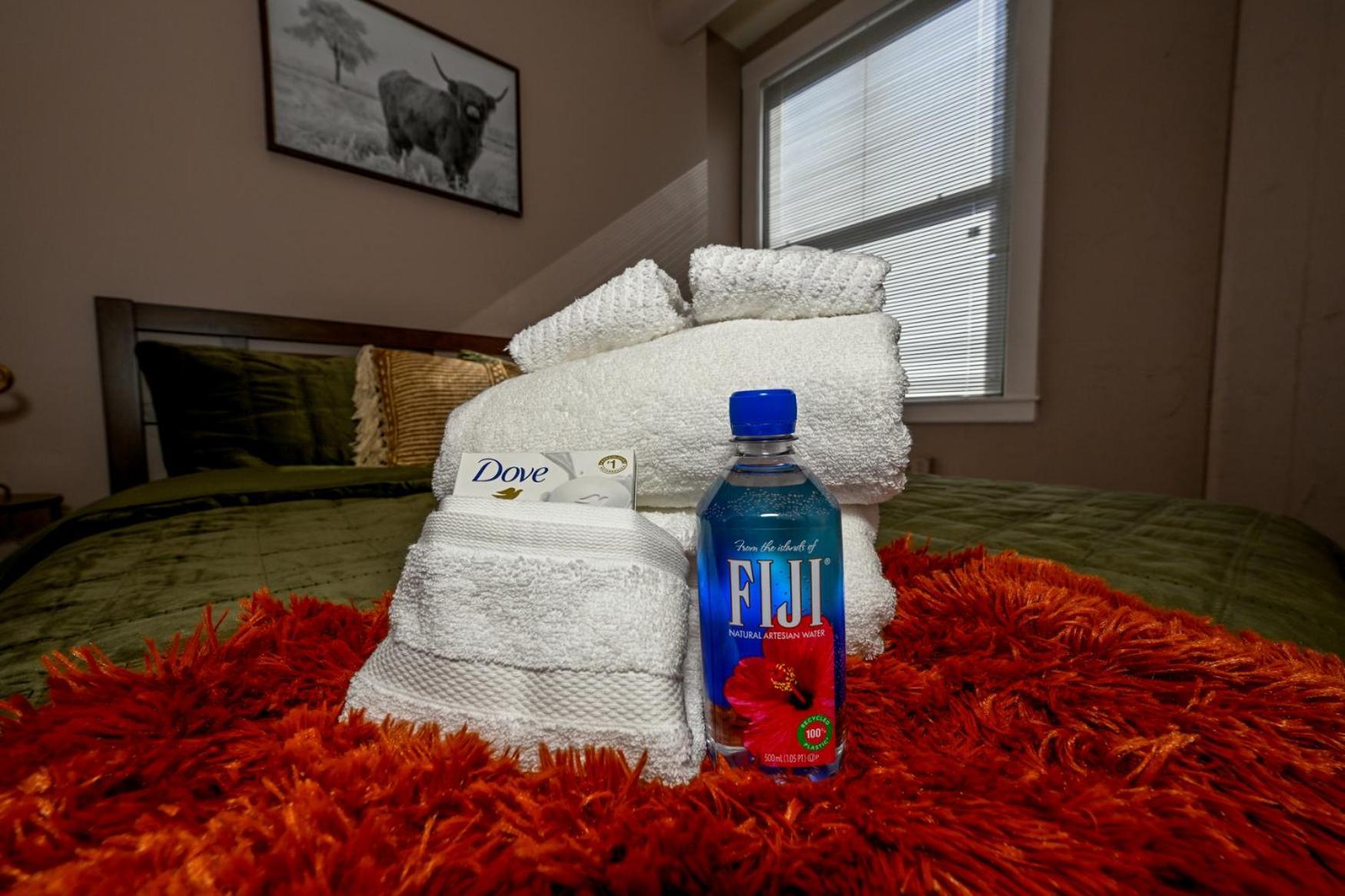2 Bath Prkg+Gym+Sauna Perk Plaza +30 Day Кливланд Екстериор снимка